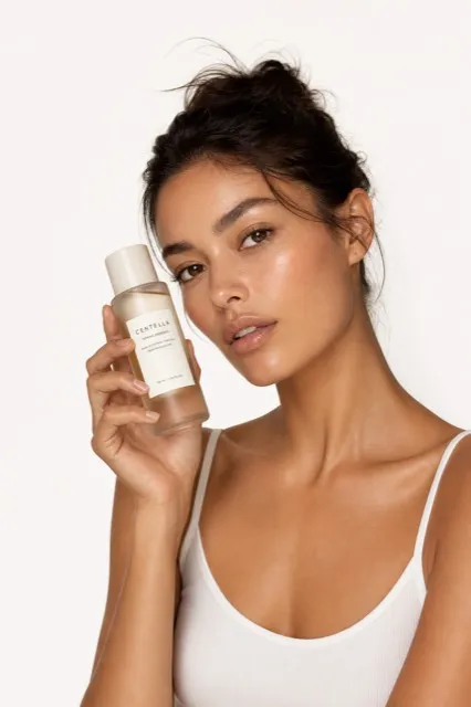 White Studio Model AI photo look