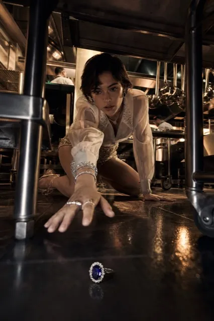 Under The Table AI photo look