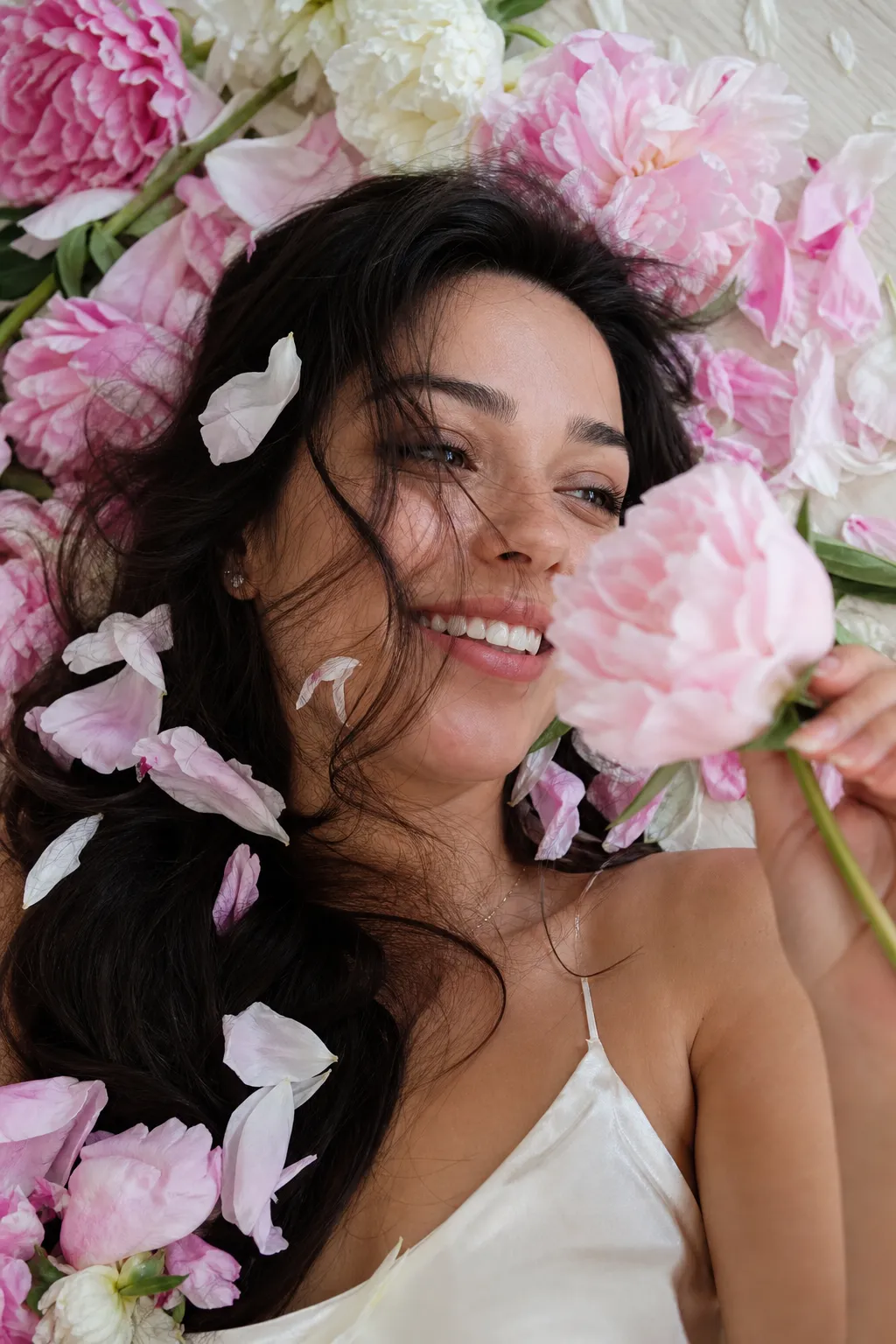 Peony Floor Selfie AI photo look